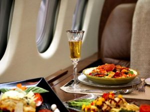 in-flight-dining_600x450